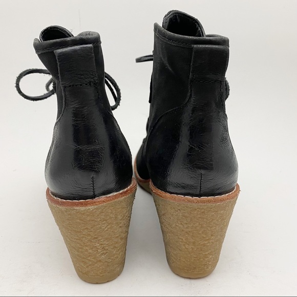 G.H. BASS & Co. Teresa Black Wedge Heel Lace Up Ankle Boots - Size 9M - Picture 5 of 6